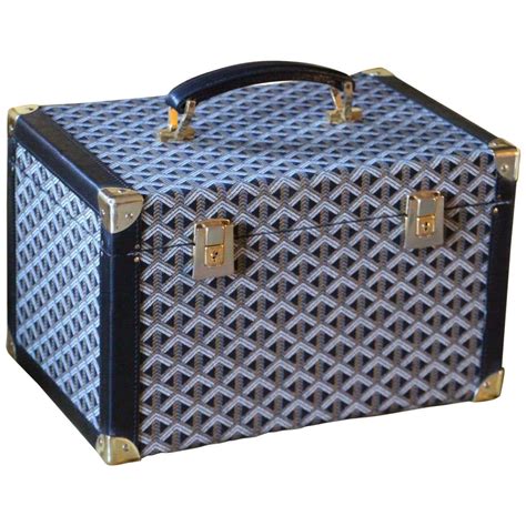 goyard jewelry trunk